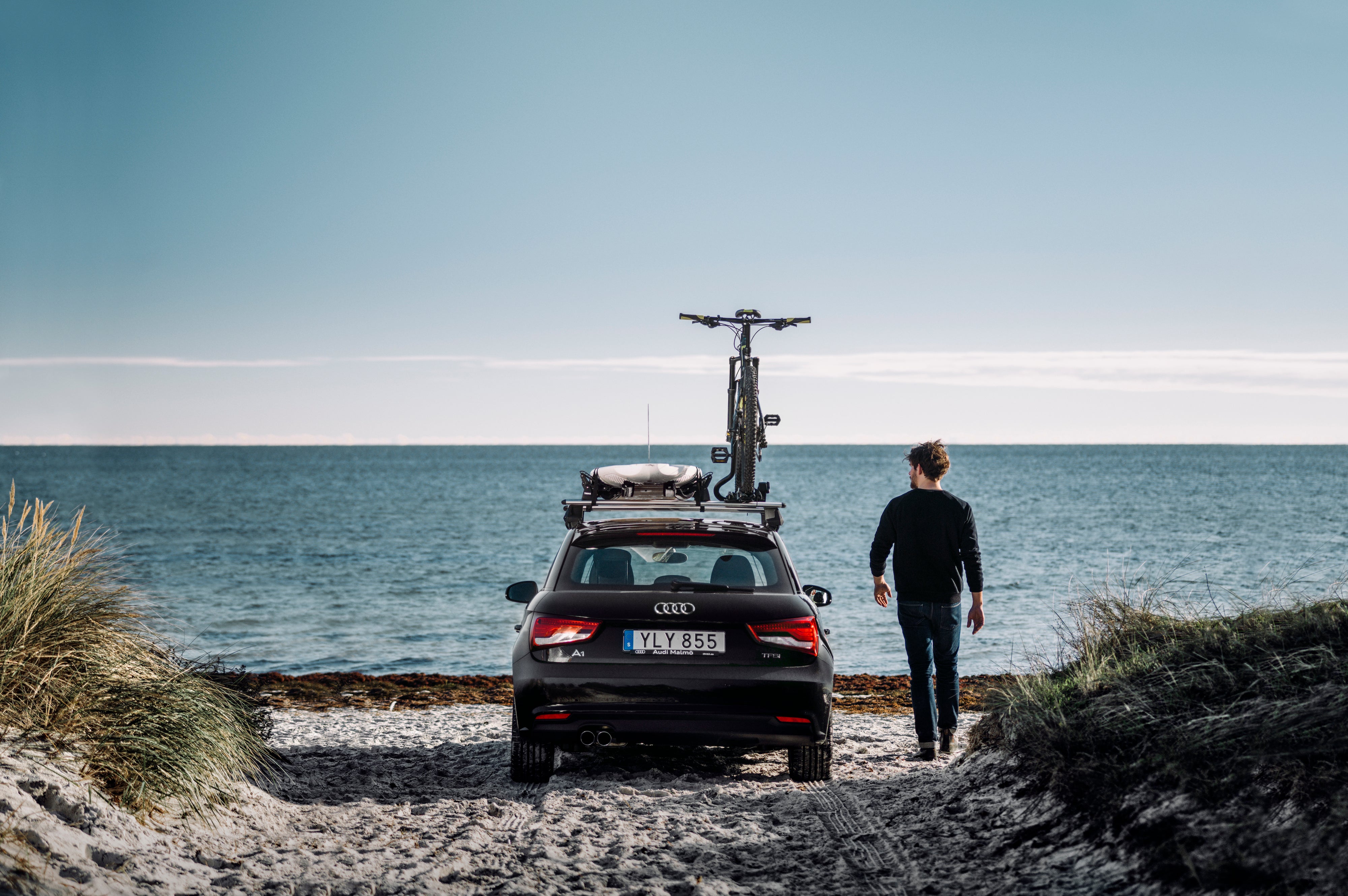 Rooftop Bike Racks vs. Hitch Racks Which One Suits Your Outdoor Lifestyle Best Modula Racks